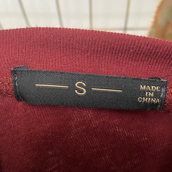 Simple Red Sweater Top - Picture 6 of 7